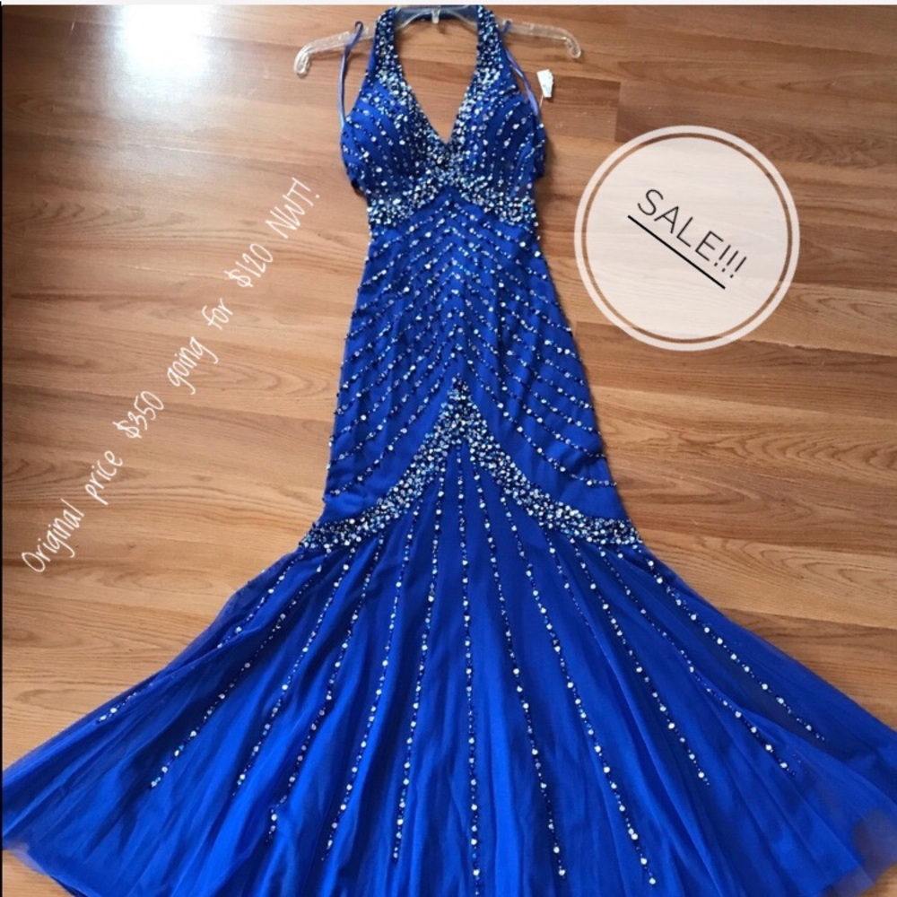 🎈SALE 🎈David's Bridal Modern Day Mermaid/ Blue